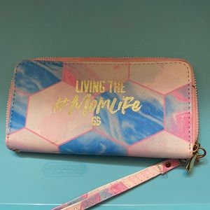 Simply southern wallet